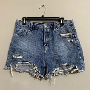 High Waisted Distressed Shorts